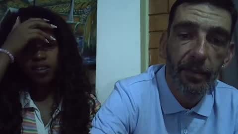 Sarah  Sam online show from January 2, 3:29 pm