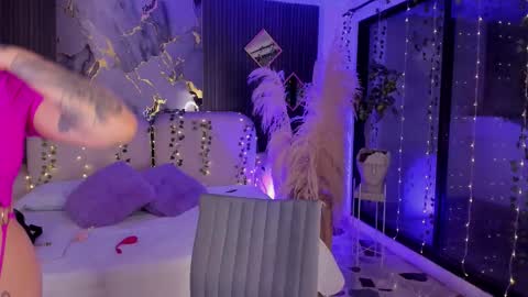 Lady  online show from March 5, 4:54 am