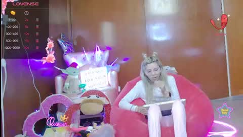 Skinnygirl online show from June 16, 12:47 am