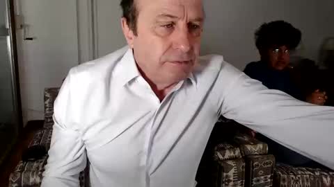 lajose52 online show from January 1, 9:49 am