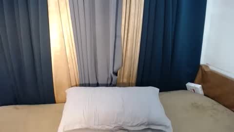 kristine online show from September 26, 2:19 am