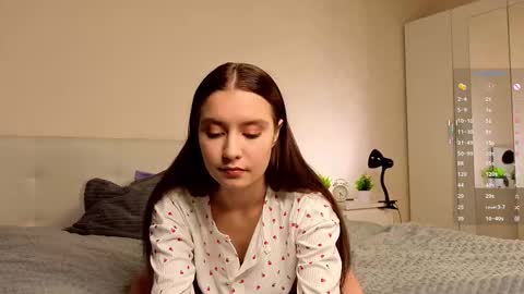 May online show from October 29, 4:31 pm