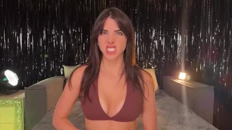 Ellina online show from October 19, 6:56 pm