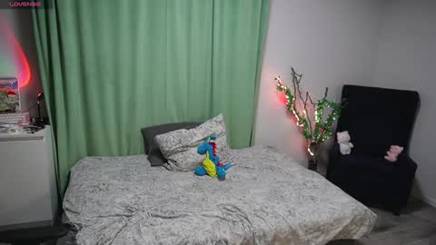 Kay online show from December 9, 12:51 pm