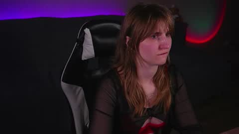 Kay online show from October 20, 7:30 pm