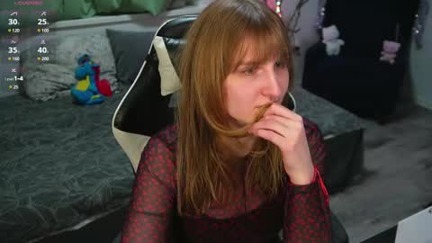 Kay online show from February 14, 5:46 pm