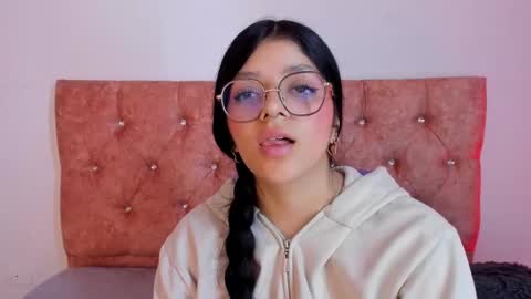 ... .          . ... online show from February 25, 6:23 pm