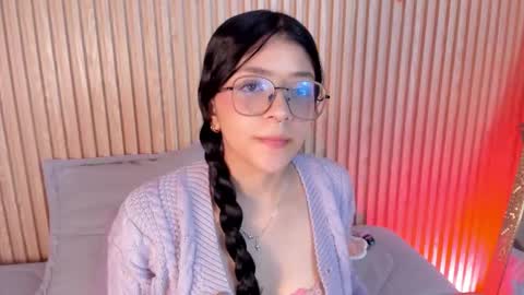 ... .          . ... online show from December 1, 1:53 pm