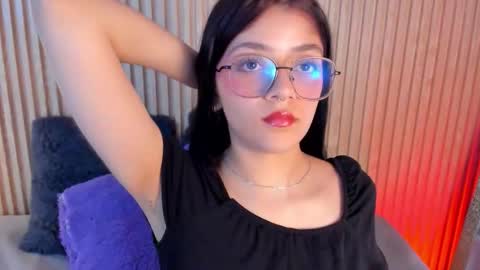 ... .          . ... online show from October 21, 1:27 pm