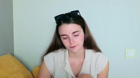 lana_gl online show from July 20, 4:42 pm