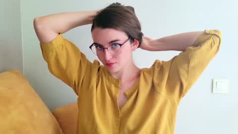 lana_gl online show from July 24, 7:38 am
