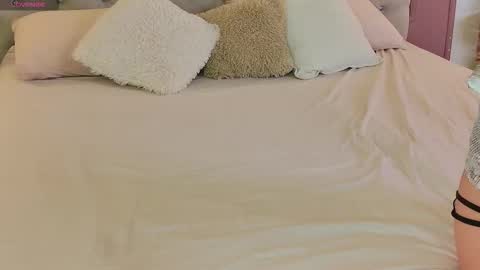 Snapshot of lana_sparks chatting on October 7, 6:31 am Lana online show from October 7, 6:31 am