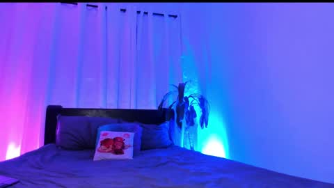 emma online show from February 9, 11:36 am