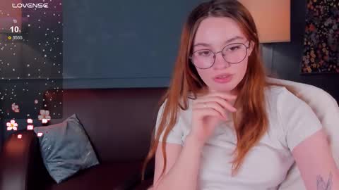 lana online show from November 23, 8:45 am