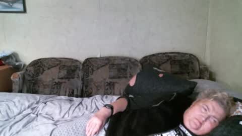 lanacat555 online show from March 2, 6:25 pm