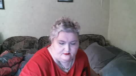 lanacat555 online show from March 12, 6:43 pm