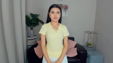 Lana online show from June 22, 8:00 am