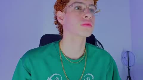 lancelot_grey online show from June 5, 3:46 am