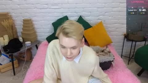 Lanny online show from February 22, 8:53 pm