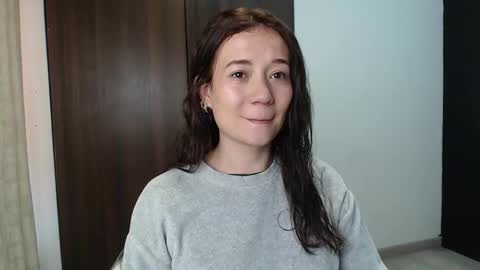 Lanna online show from December 16, 1:39 pm