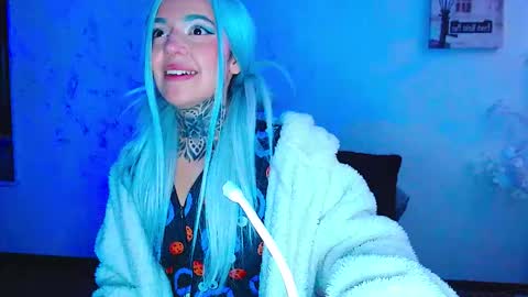 LANNIE   online show from September 9, 5:02 pm