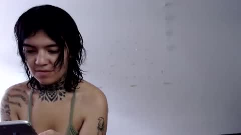 LANNIE   online show from December 26, 3:42 pm