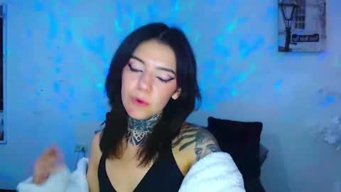 LANNIE   online show from September 10, 5:36 pm