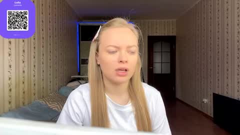 Hello My name is Lola online show from April 18, 8:05 am