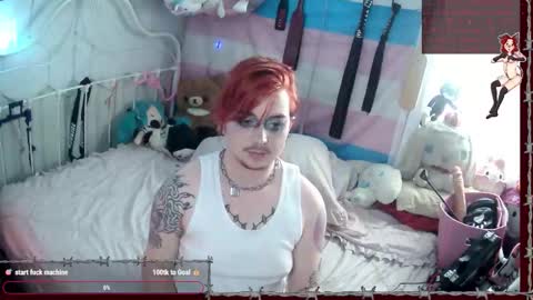 Snapshot of lapdoghellhound chatting on October 24, 8:53 pm FtMhellhound online show from October 24, 8:53 pm
