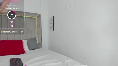 Julian online show from October 11, 8:56 pm