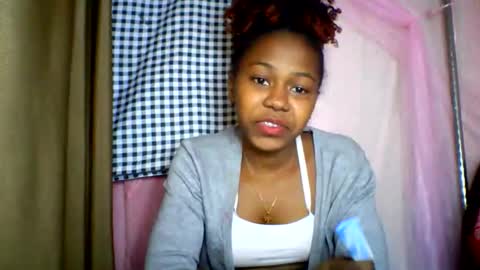 lara_belle online show from June 9, 1:39 am