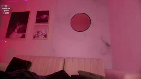 Lara Madisson online show from October 6, 7:26 am