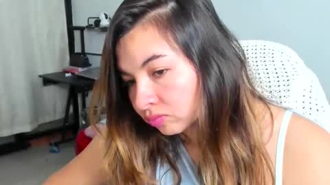 Lara online show from April 18, 12:12 am