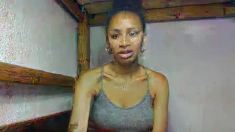 larah98 online show from February 28, 5:28 pm