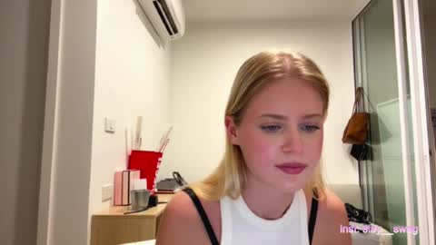 Stella online show from February 9, 10:19 am