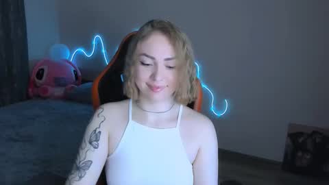 LaraKrein lk online show from March 10, 4:33 pm