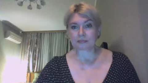 laramrs online show from October 14, 4:32 pm