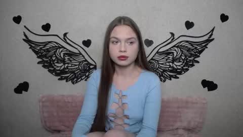 LaraPika online show from October 14, 5:27 pm