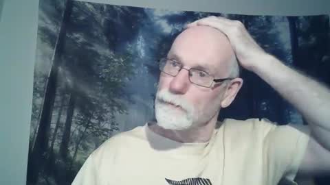 Larbie online show from January 4, 2:56 am