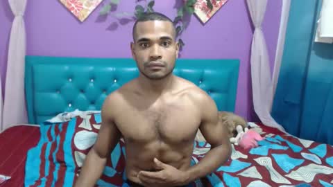 larenz_tate online show from May 17, 10:46 am
