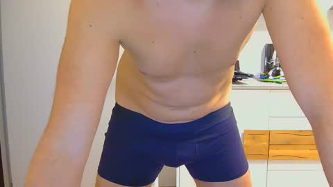 lari8989 online show from November 12, 4:42 pm