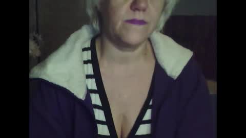 larisaq4ugo24 online show from October 2, 7:12 pm