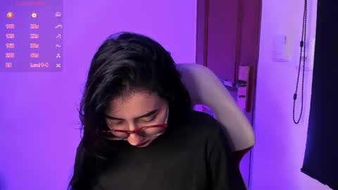  Lari online show from September 28, 4:10 am