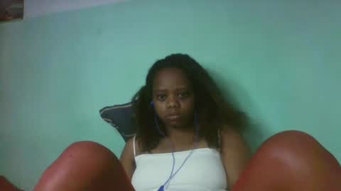 larissa645771 online show from September 26, 7:05 am