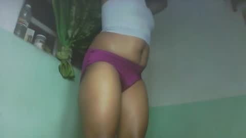 larissa645771 online show from January 5, 5:49 pm