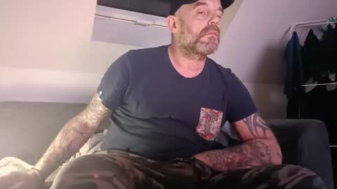 larsvegas1895 online show from January 16, 3:48 am