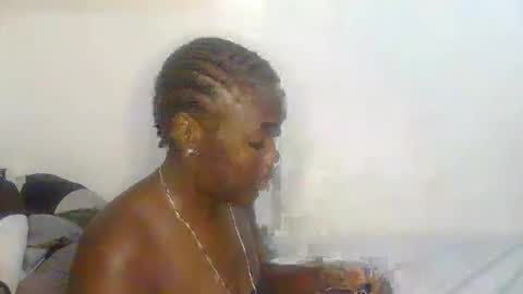 larvy12 online show from April 21, 3:24 am