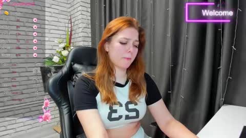 Snapshot of lasly_fox chatting on February 8, 12:28 am Leslie GTM2 Mon Tue Sat 0300am-1000am Thu and Sun 0900am-1600pm. online show from February 8, 12:28 am