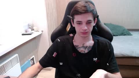 Kenny online show from December 18, 1:56 pm