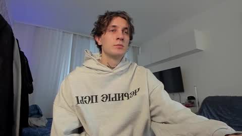 acie online show from March 3, 11:22 am